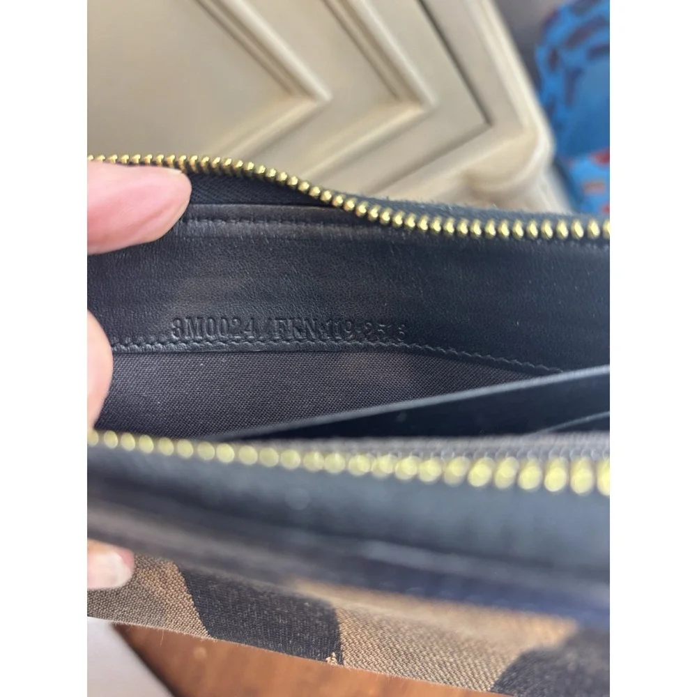 Fendi Pequin Canvas Continental Wallet Authentic EUC Zip Close Brown Made Italy - Picture 8 of 14